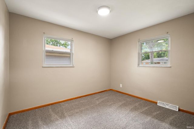 409 Wedgewood Drive, New Albany, IN 47150