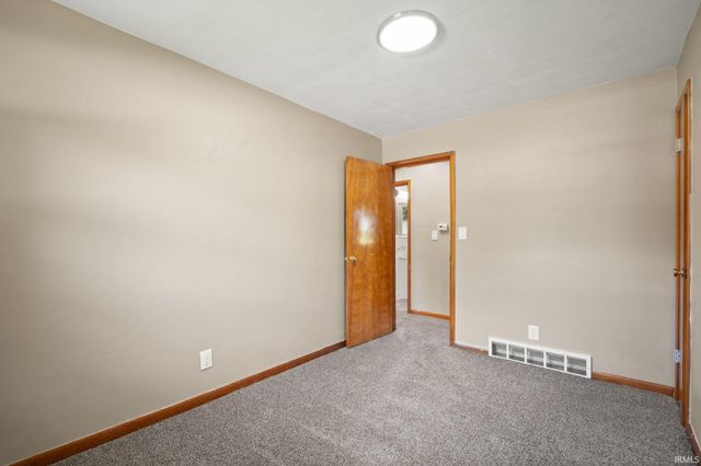 409 Wedgewood Drive, New Albany, IN 47150