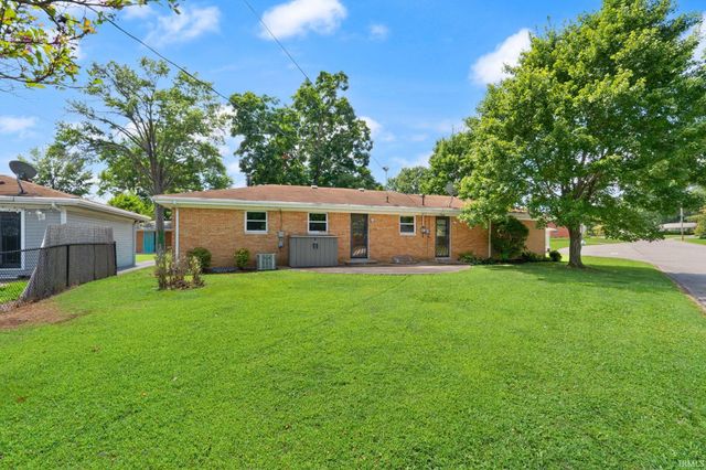 409 Wedgewood Drive, New Albany, IN 47150