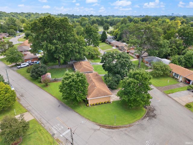 409 Wedgewood Drive, New Albany, IN 47150