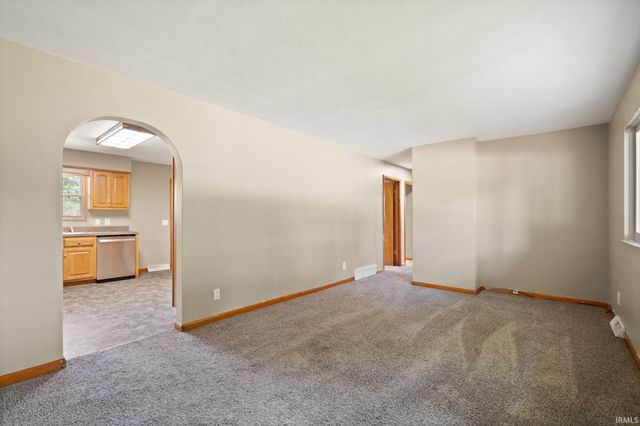 409 Wedgewood Drive, New Albany, IN 47150