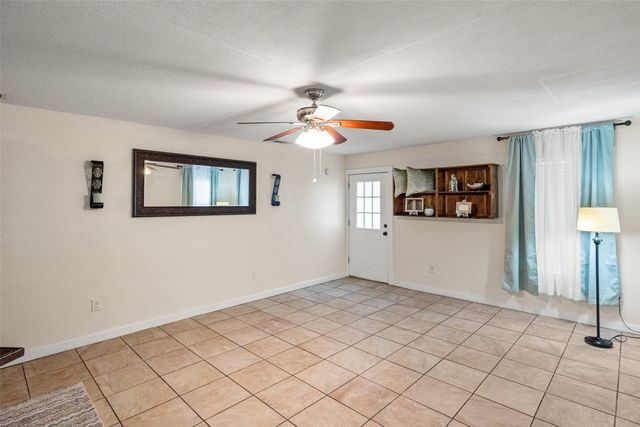 3620 Montgomery, Granbury, TX 76049