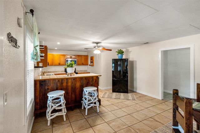 3620 Montgomery, Granbury, TX 76049