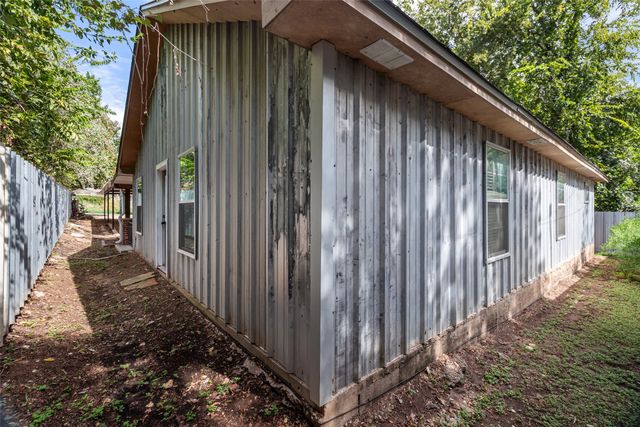 3620 Montgomery, Granbury, TX 76049