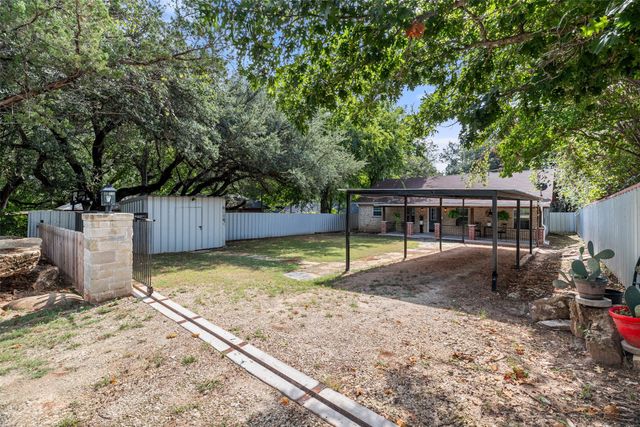 3620 Montgomery, Granbury, TX 76049
