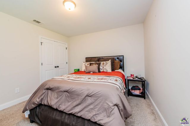 234 Creek Ridge Drive, Warner Robins, GA 31088