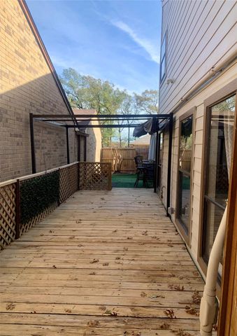 4807 Forest Court, Baytown, TX 77521