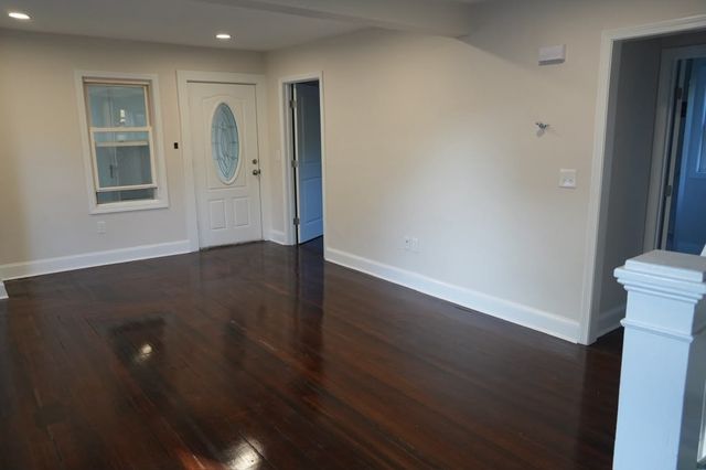 9 Vineland Avenue, East Providence, RI 02916