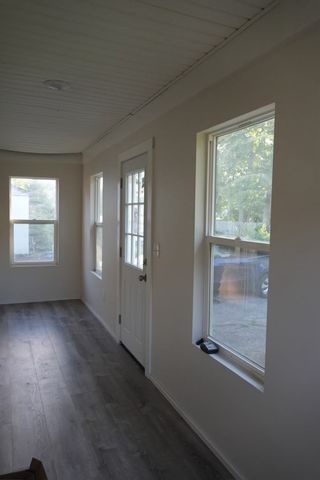 9 Vineland Avenue, East Providence, RI 02916