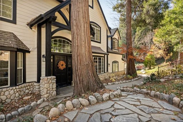 267 Pheasant Run, Lake Arrowhead, CA 92352