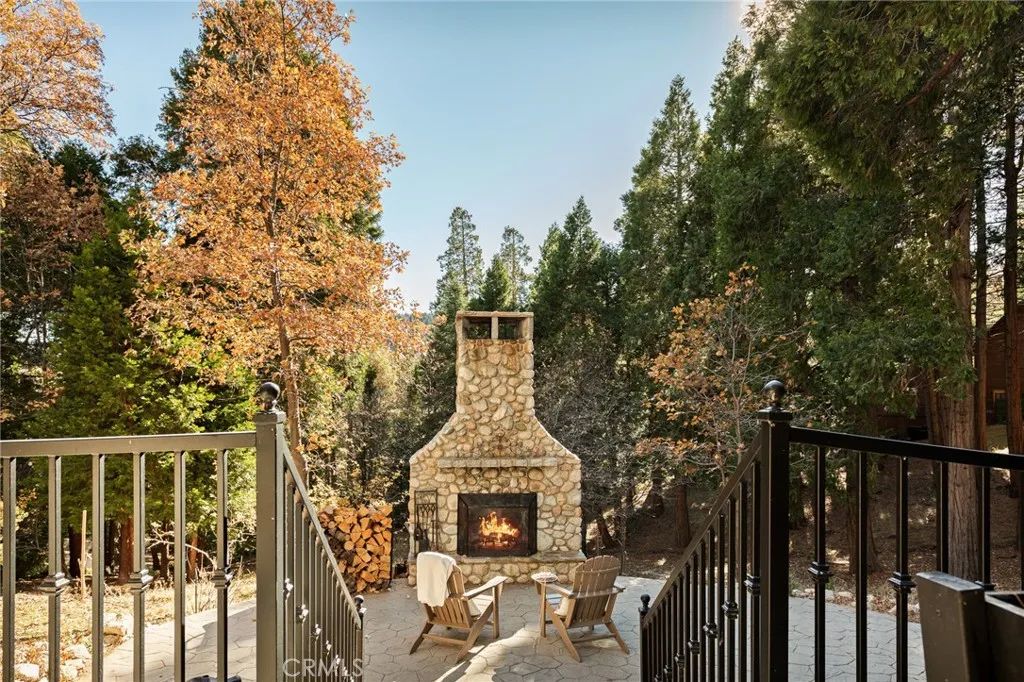 267 Pheasant Run, Lake Arrowhead, CA 92352