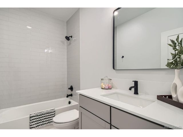 1305 James Dr, Tabernash, CO 80478