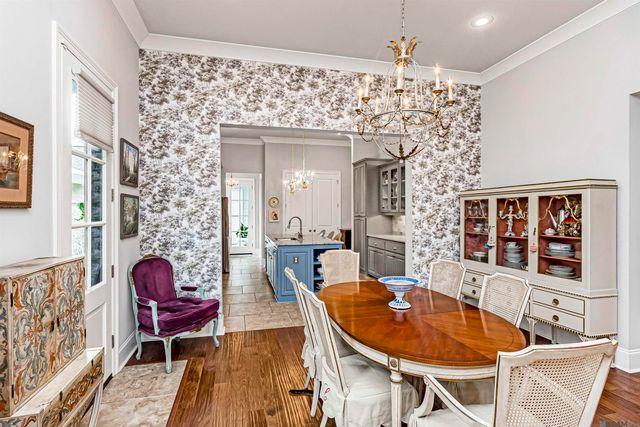 2010 Glasgow Ave, Baton Rouge, LA 70808
