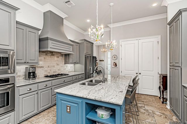 2010 Glasgow Ave, Baton Rouge, LA 70808