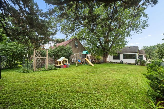 2241 E 57th Street, Minneapolis, MN 55417