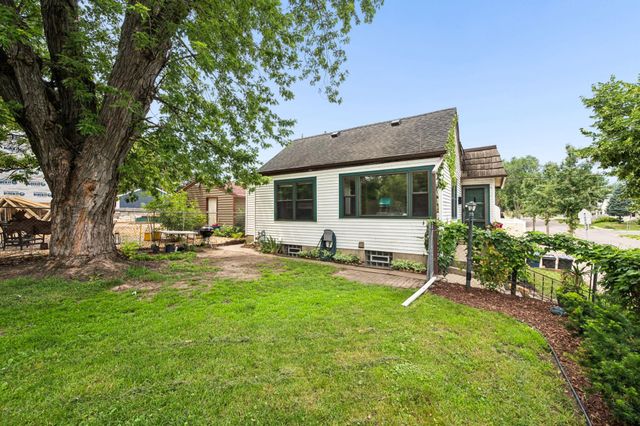 2241 E 57th Street, Minneapolis, MN 55417