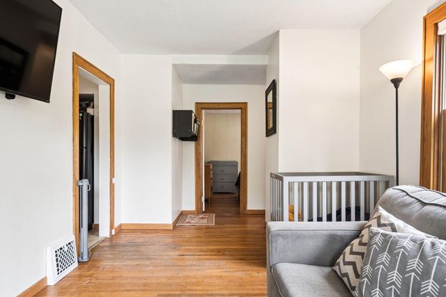 2241 E 57th Street, Minneapolis, MN 55417
