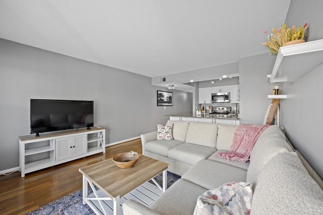 179 Cypress Point Drive 179, Palm Beach Gardens, FL 33418