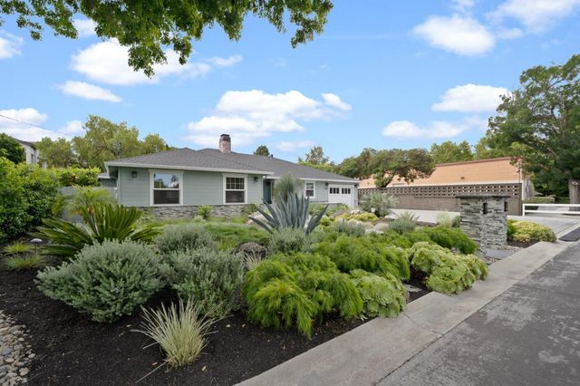1052 Mcbain Avenue, Campbell, CA 95008