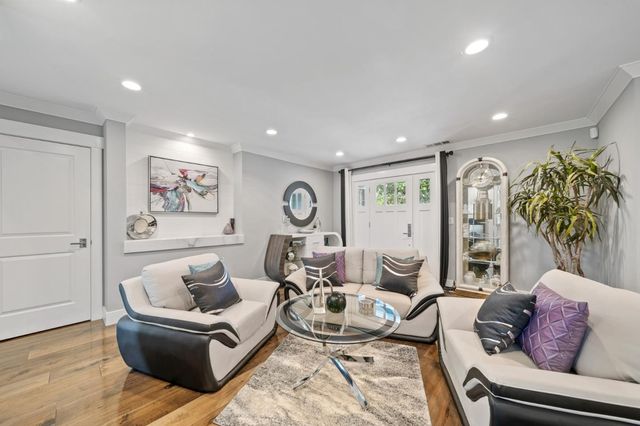 1052 Mcbain Avenue, Campbell, CA 95008
