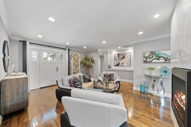 1052 Mcbain Avenue, Campbell, CA 95008