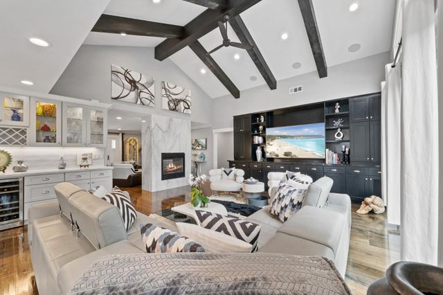 1052 Mcbain Avenue, Campbell, CA 95008