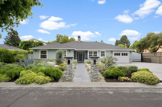 1052 Mcbain Avenue, Campbell, CA 95008