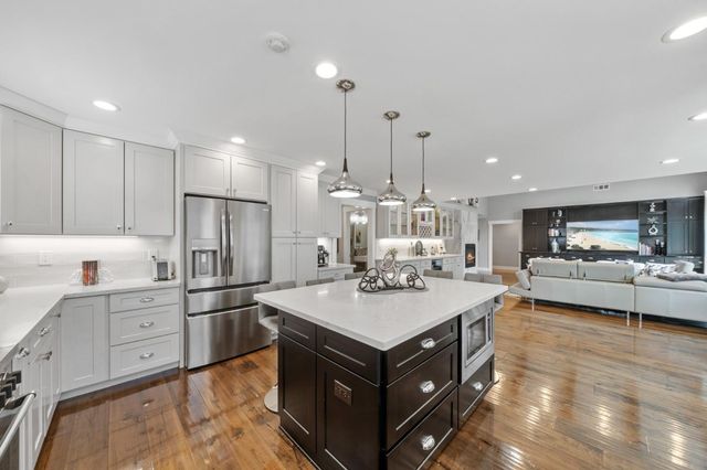 1052 Mcbain Avenue, Campbell, CA 95008