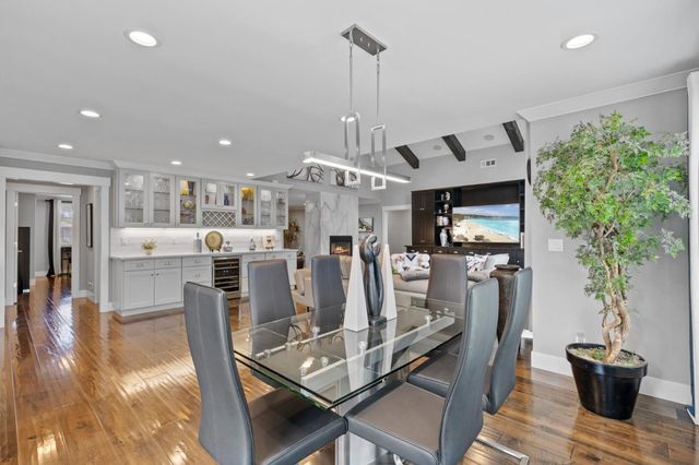 1052 Mcbain Avenue, Campbell, CA 95008