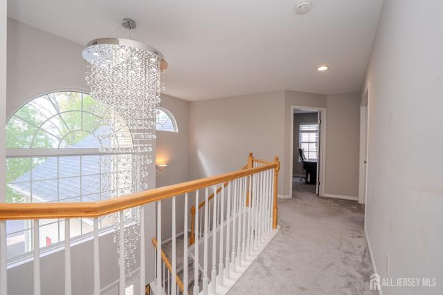 23 Huntley Way, Bridgewater, NJ 08807
