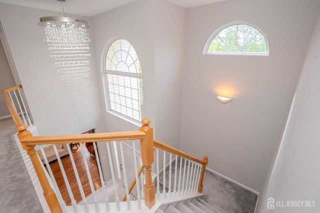 23 Huntley Way, Bridgewater, NJ 08807