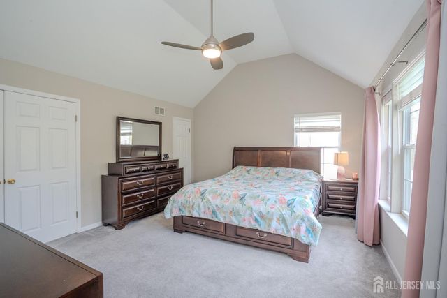 23 Huntley Way, Bridgewater, NJ 08807