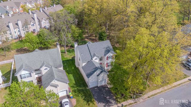 23 Huntley Way, Bridgewater, NJ 08807