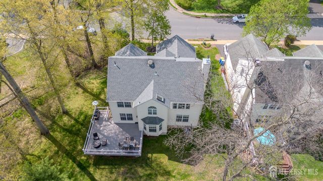23 Huntley Way, Bridgewater, NJ 08807