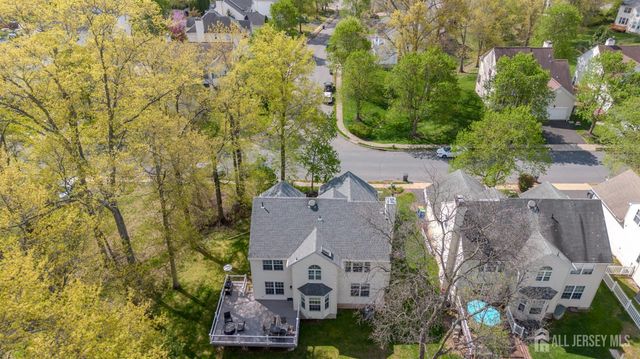 23 Huntley Way, Bridgewater, NJ 08807