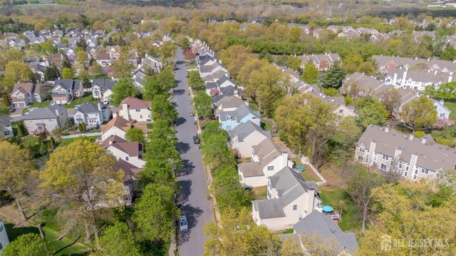 23 Huntley Way, Bridgewater, NJ 08807