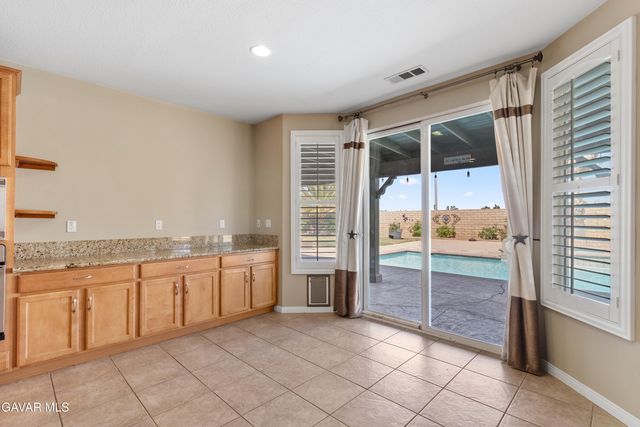 41530 Yew Street, Lancaster, CA 93536