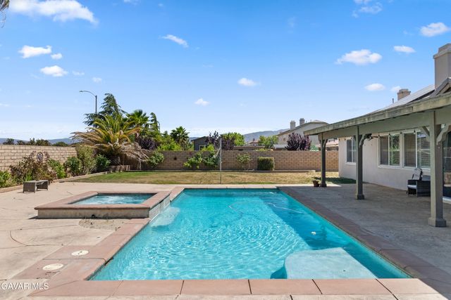 41530 Yew Street, Lancaster, CA 93536