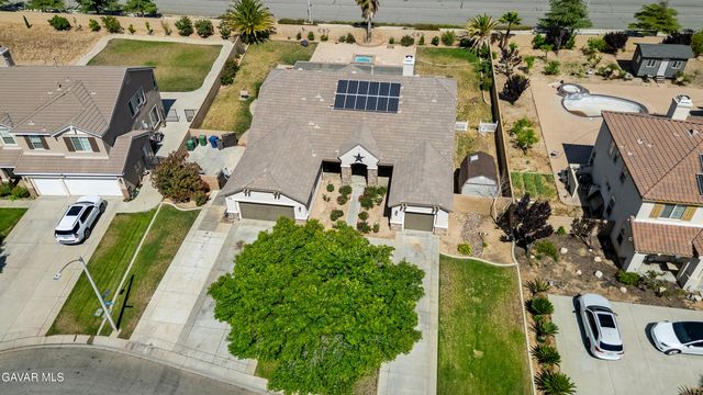 41530 Yew Street, Lancaster, CA 93536
