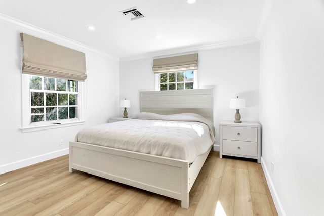 211 Miraflores Drive, Palm Beach, FL 33480