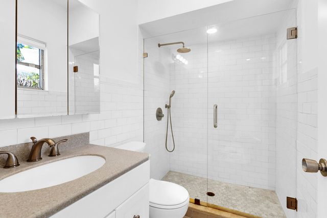 211 Miraflores Drive, Palm Beach, FL 33480