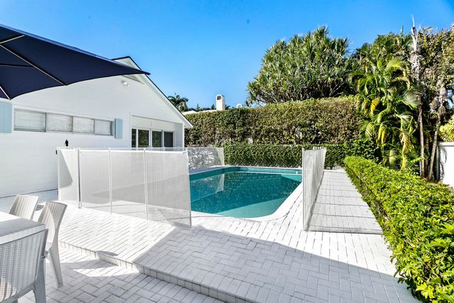 211 Miraflores Drive, Palm Beach, FL 33480