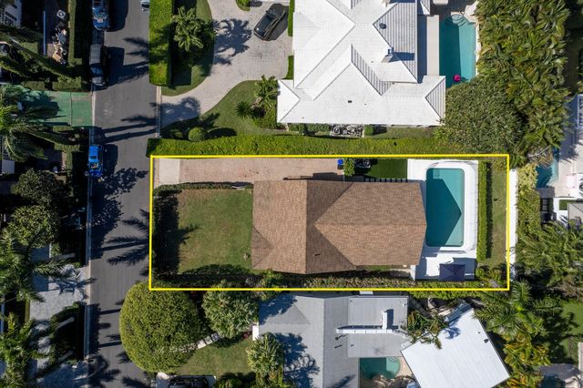 211 Miraflores Drive, Palm Beach, FL 33480