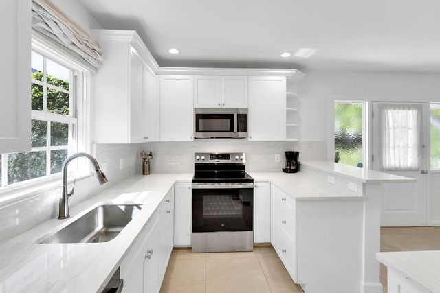 211 Miraflores Drive, Palm Beach, FL 33480