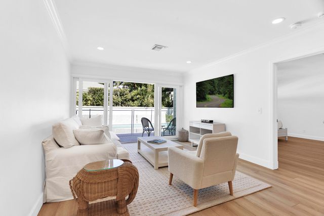 211 Miraflores Drive, Palm Beach, FL 33480