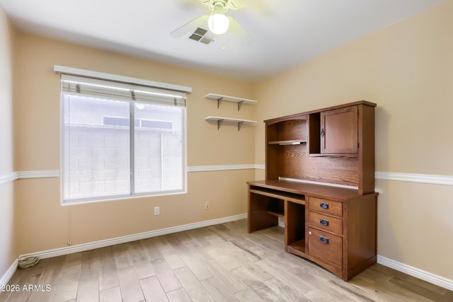 233 W GROVERS Avenue, Phoenix, AZ 85023