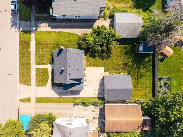 717 LINCOLN STREET, Menasha, WI 54952