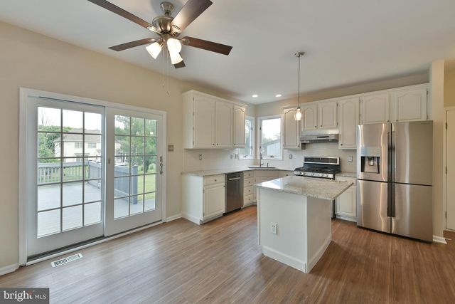 1443 BAYBERRY DR, Jamison, PA 18929