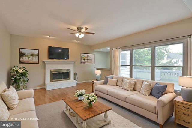 1443 BAYBERRY DR, Jamison, PA 18929