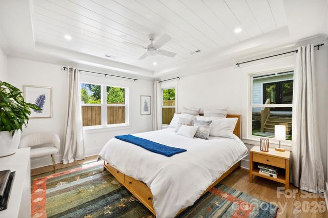 1320 Brook Road, Charlotte, NC 28205